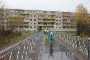 СОЦИАЛЬНЫЙ ПРОЕКТ Пешеходную дорожку к начальной школе в городе Светогорске официально ввели в эксплуатацию и передали на баланс учебного заведения.