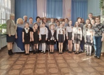 Праздничный концерт, посвящённый Дню Победы «И все о той весне» 