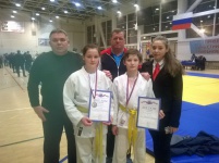 21 ������ � �.��������� ������ ���������� ������������� ������� ����� ������ � ������� �� 15 ��� 2003 - 2004 �.�. 