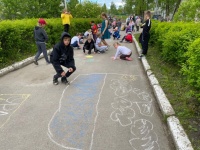 На базе МБОУ "Лесогорская СОШ" приступил к работе в День защиты детей, 1 июня, летний оздоровительный лагерь "Родник"