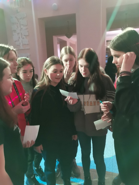 Развлекательная программа для молодежи - приключенческий квест Найди клад.jpg